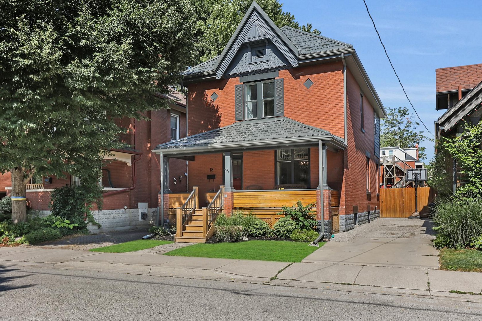 Bellevue Avenue